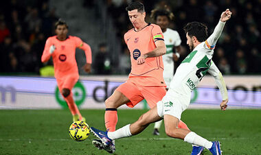 Голы Ямаля, Решфорда и Торреса. Барселона разобралась с Эльче