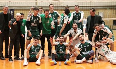 Янчук допоміг Панатінаїкосу наблизився до лідерства в чемпіонаті Греції