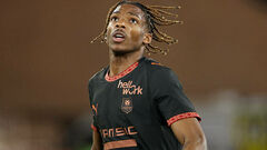 Ліверпуль вкрав захисника у Челсі. Угода майже досягнута