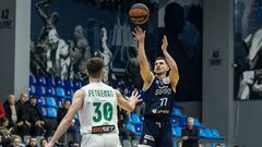 Дабл-дабл Хохоника и яркая игра Заплотинского. Соколы победили Запорожье