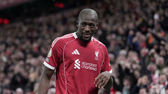 ФОТО. Гравець Ліверпуля розплакався після забитого голу. Помер його батько