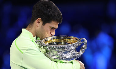 Известно, сколько заработал Алькарас за выигранный трофей Australian Open