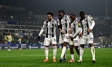 Туринцы забили пять голов. Ювентус с дублем Бремера разобрался с Пармой