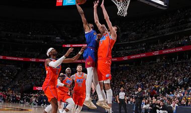 ВІДЕО. Постер-данк Вотсона й неймовірний баззер-бітер Томпсона в топ-10 НБА