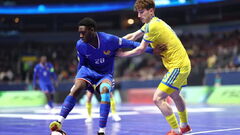 Екстренер збірної розповів, чого не вистачило Україні в грі з Францією