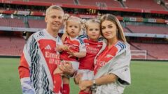 Дружина Зінченка відреагувала на трансфер Олександра в Аякс