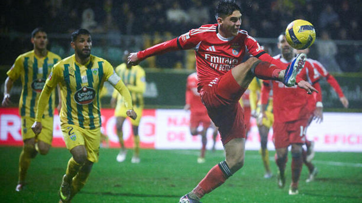 Невероятный перформанс вратаря. Бенфика сыграла вничью 0:0 в Португалии