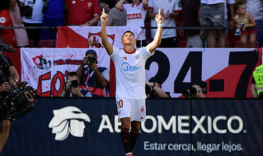 ВІДЕО. Іменитий чилієць реалізував пенальті у ворота Барси. Йому 36 років