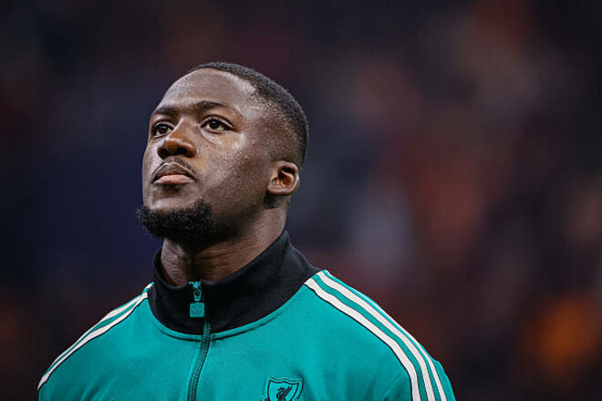 Травма під час гри: захисник Ліверпуля не дограв матч із Челсі