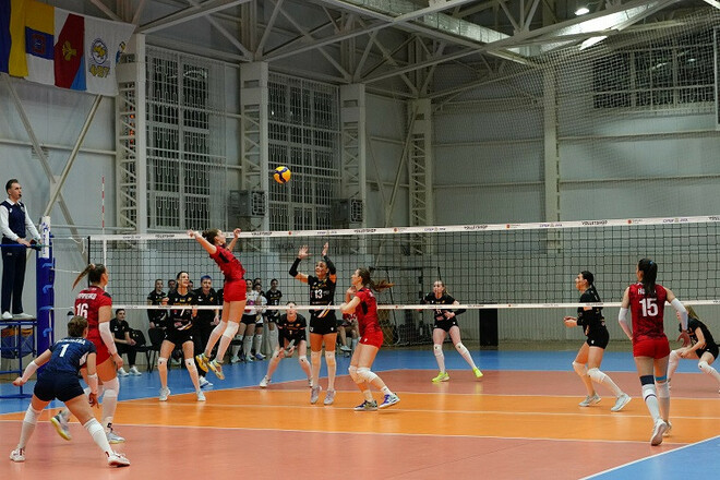 Суперлига по волейболу. Женщины. 1-й тур, 5 октября. Смотреть онлайн LIVE