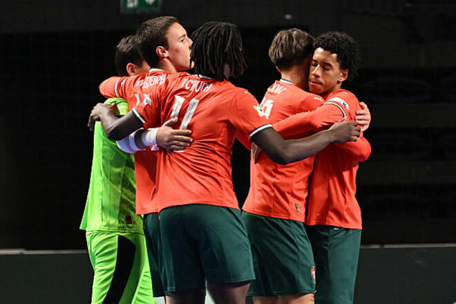 Португалия U-19 – Испания U-19. Финал Евро. Смотреть онлайн LIVE