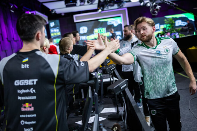 NAVI потерпели первое поражение на ESL Pro League по CS2