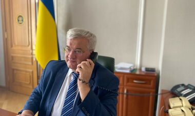 Глава МИД Украины назвал президента ФИФА неприличным словом