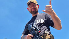 Схилимо голови. Син народився через три місяці після загибелі тата