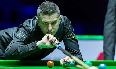 Стартував World Grand Prix. Селбі розгромив під нуль, Кайрен одразу вибув