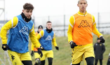 Рух проводить спаринг із клубом Аустрія Клагенфурт. Стартові склади