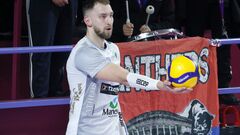 Безумный камбэк на выезде. Украинец вывел клуб в четвертьфинал кубка страны