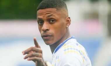 Футболист, который принадлежит Динамо, забил первые голы в Турции