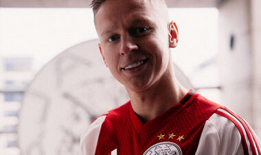 «Возможно, они так считают». Аякс получил предупреждение по Зинченко