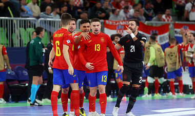 Испания и Хорватия определили первого финалиста чемпионата Европы