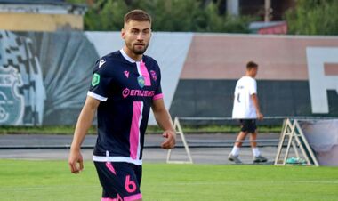 Стало известно, где продолжит карьеру экс-игрок Карпат, Руха и Эпицентра