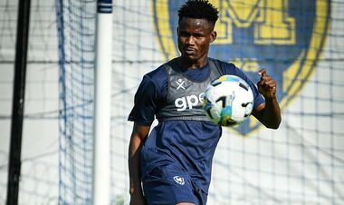 Металіст 1925 тренується без нігерійського легіонера. Яка причина?