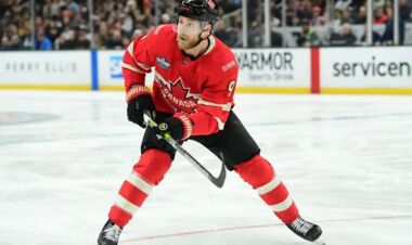 Хоккей на Олимпиаде: замена форварда у сборной Канады