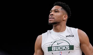 Будет ли обмен? Милуоки определился с будущим Адетокунбо