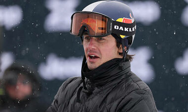 Триразовий чемпіон ОІ травмувався при приземленні та пропустить біг-ейр