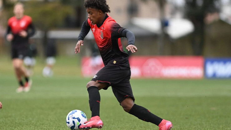 Відомо, що Атлетіко має намір відпустити Бруніньо в Шахтар