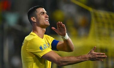 В Саудовской Аравии недовольны и не понимают Роналду. Ждут выхода на поле