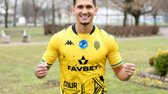 ОФІЦІЙНО. Рух арендовал легионера львовских Карпат