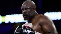 Тренери Усика визнали поразку Олександра в бою з відомим супертяжем