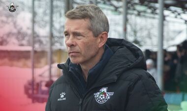 ОФІЦІЙНО. Один із найстарших клубів України залишився без головного тренера