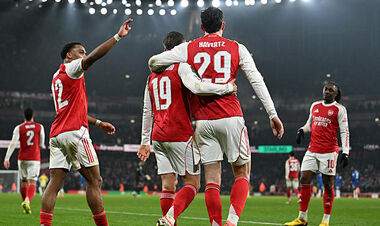 Арсенал находится в трех голах от рекорда АПЛ