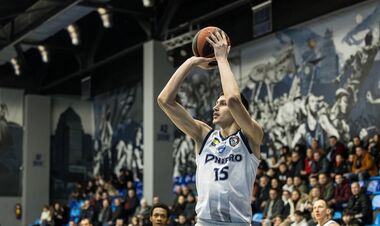 Чемпіонський розгром. Дніпро в домашньому матчі не помітив Запоріжжя