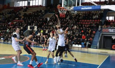 Яскравий дебют Пікока. Ніко-Баскет здобув важливу перемогу над Мавпами