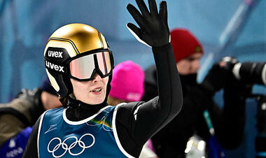 ОІ-2026. Стром виграла золото на нормальному трампліні, Превц взяла срібло