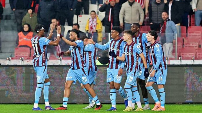 Надежная защита Батагова. Трабзонспор разгромил соперника на выезде