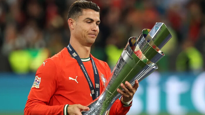 Кріштіану Роналду знайшов собі новий клуб. Агенти вже працюють