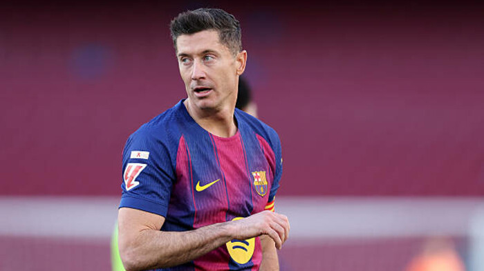 Куда после Барселоны: Левандовски получил большое предложение