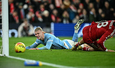 Энфилд стал 23-м стадионом, на котором Холанд забивал в АПЛ. Остался один