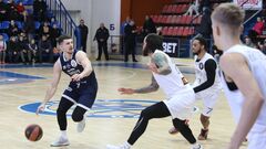 Образцовая четвертая четверть. Соколы в тяжелом матче победили Нико-Баскет