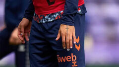 ФОТО. Скандал в Ла Лиге: футболиста унижали из-за накрашенных ногтей