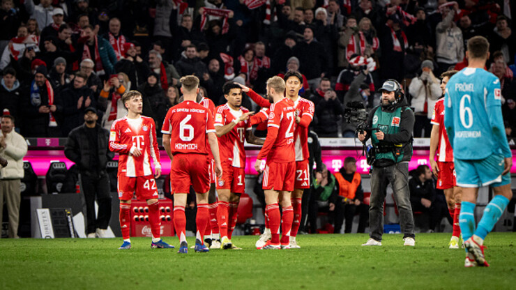 Хет-трік Діаса і дубль Кейна. Баварія розбила Хоффенхайм у матчі Бундесліги