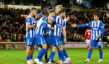 Разгром от Брайтона, победы Фулхэма и Рэксхема, поражение Бернли