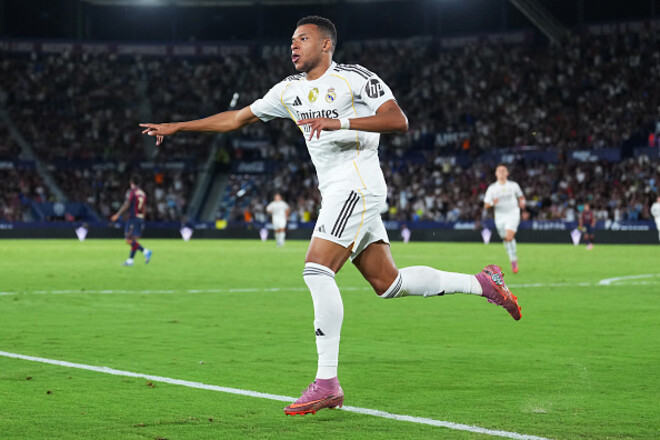 ВИДЕО. Хладнокровная паненка. Как Мбаппе оформил дубль в ворота Леванте