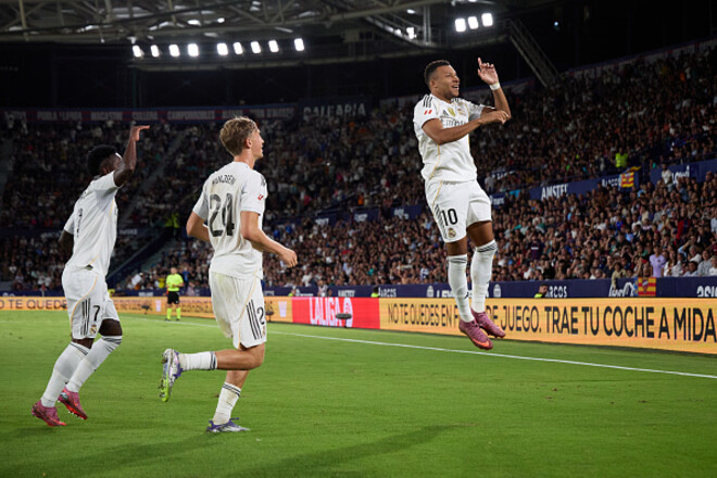 Дубль Мбаппе, голы Вини и Мастантуоно. Реал разбил Леванте в матче Ла Лиги