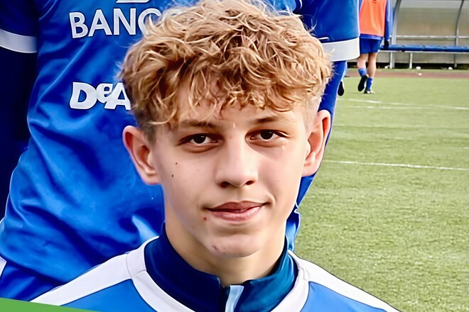 Український півзахисник, який грає в Італії, може змінити громадянство