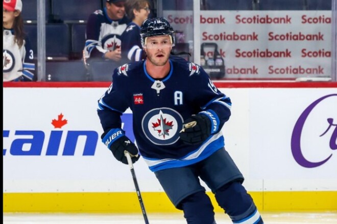 НХЛ. Возвращение Тэйвза, победы Монреаля, Бостона и Тампы